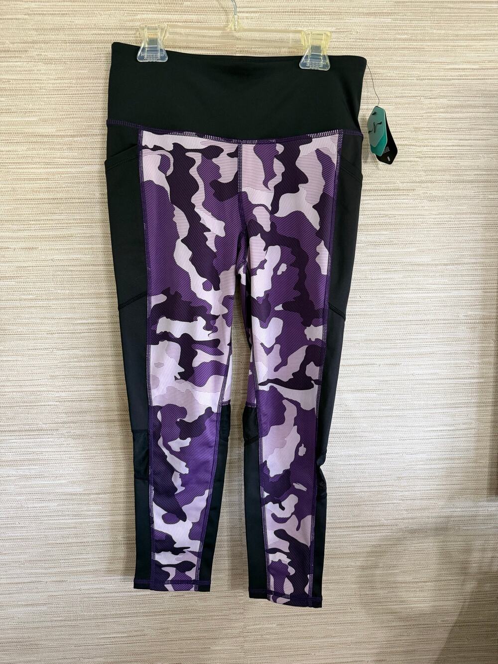 Rise by LuLaroe women's athletic Leggings with pockets size M NWT